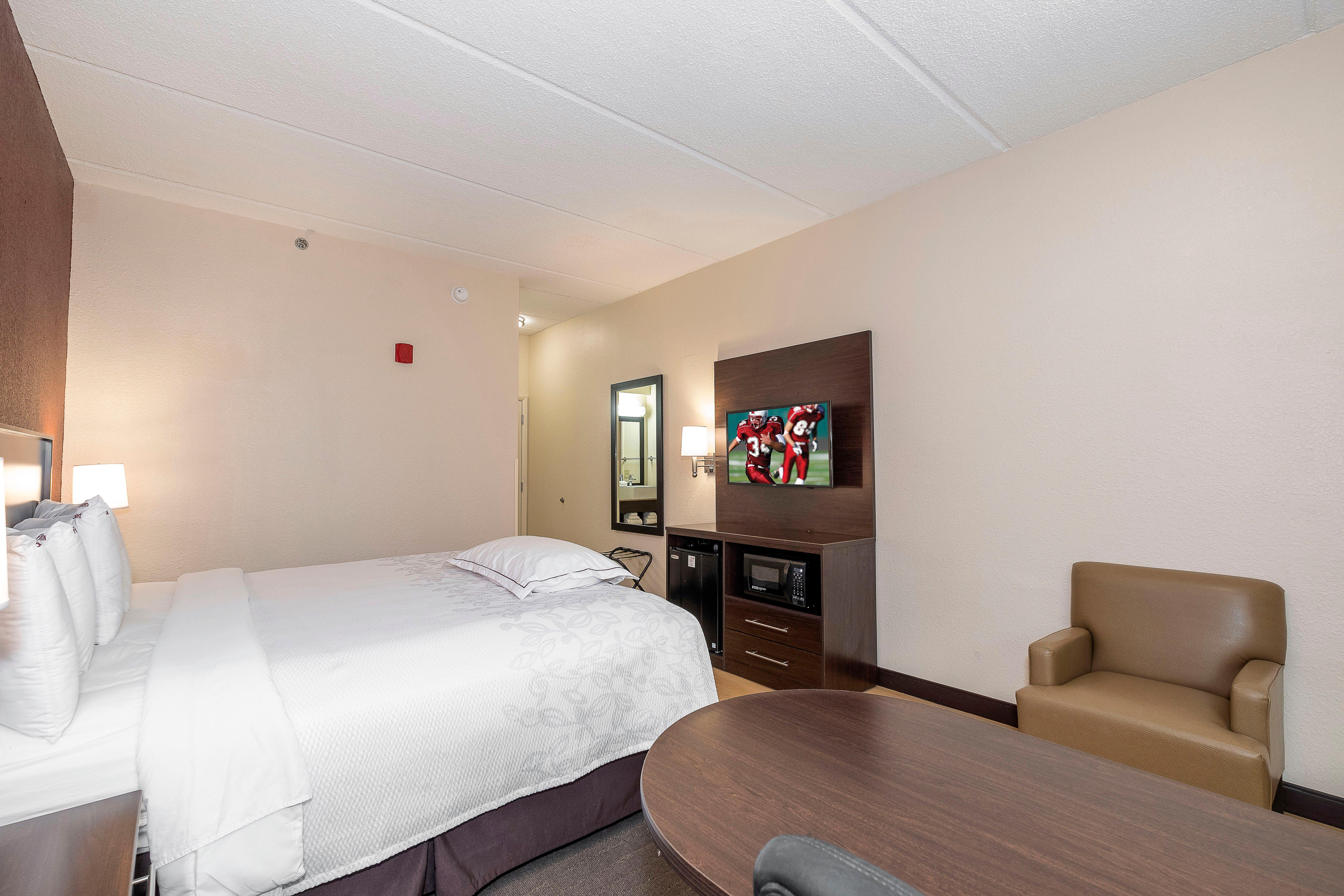 Red Roof Inn Plus+ Jacksonville - Southpoint Екстериор снимка
