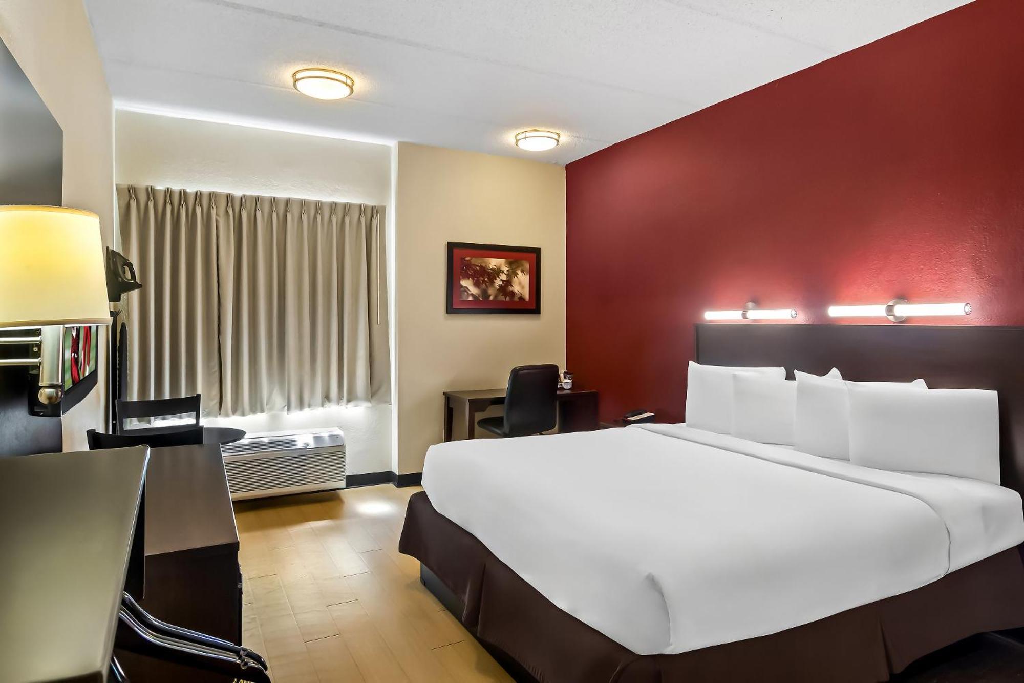 Red Roof Inn Plus+ Jacksonville - Southpoint Екстериор снимка