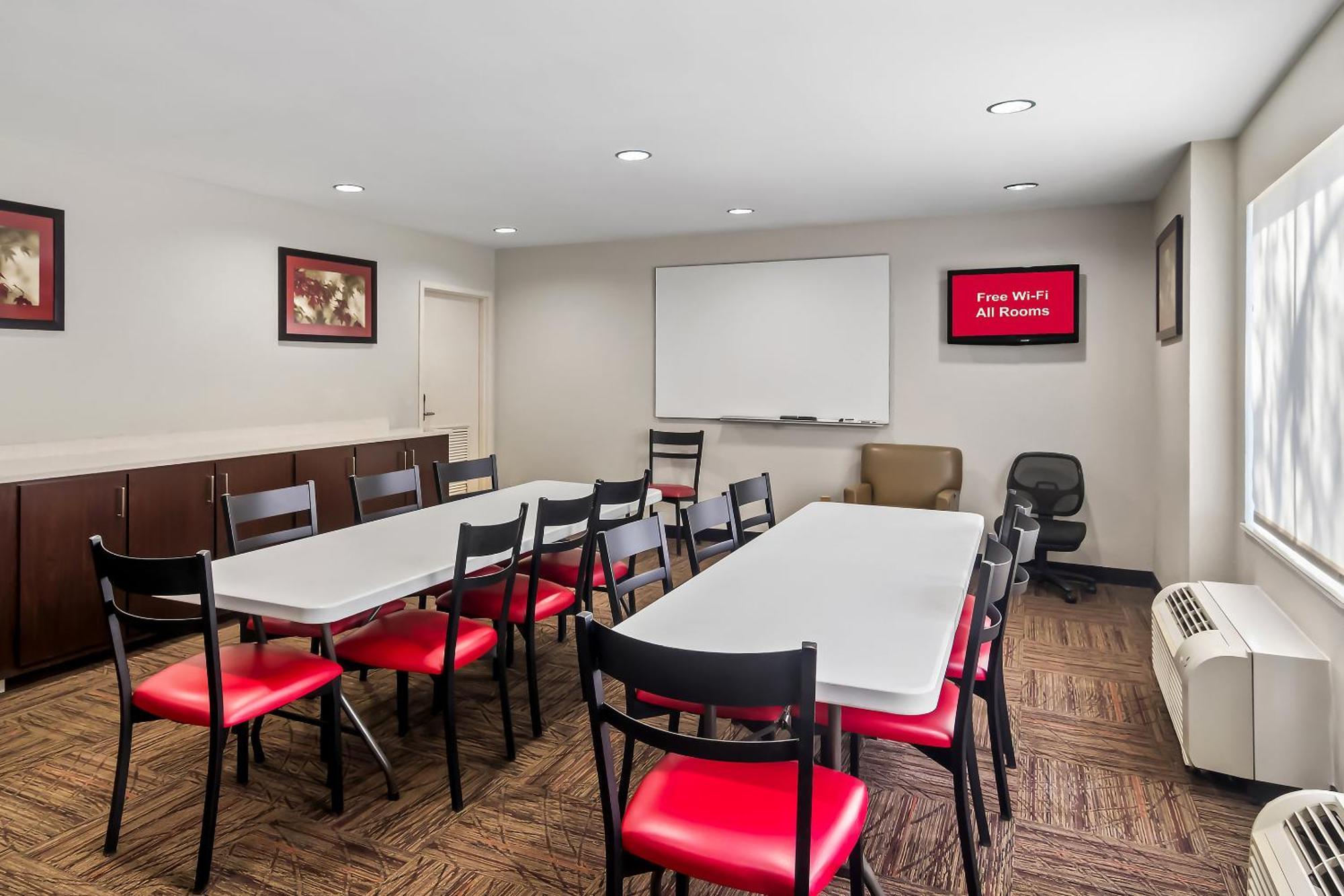 Red Roof Inn Plus+ Jacksonville - Southpoint Екстериор снимка