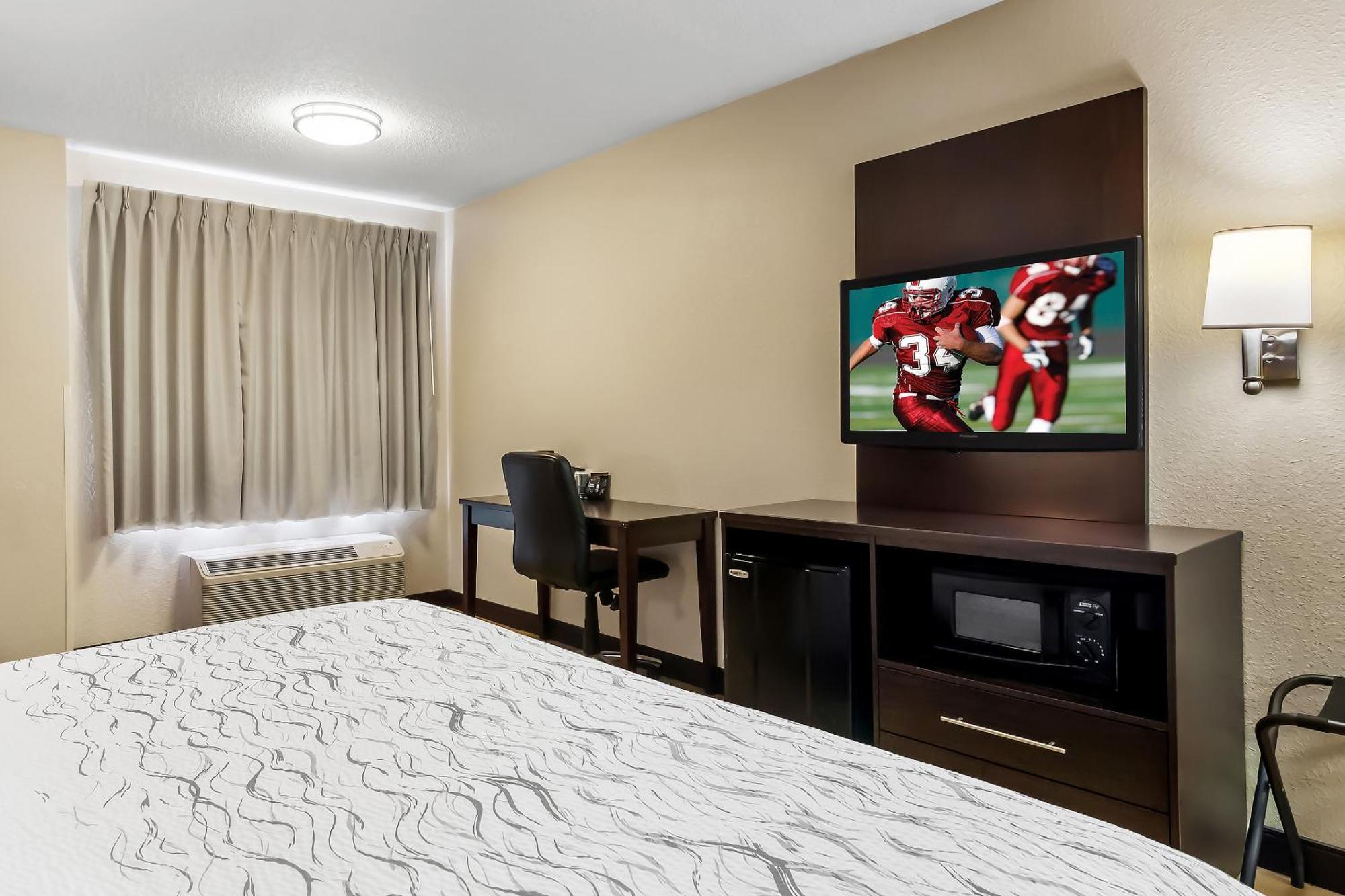 Red Roof Inn Plus+ Jacksonville - Southpoint Екстериор снимка