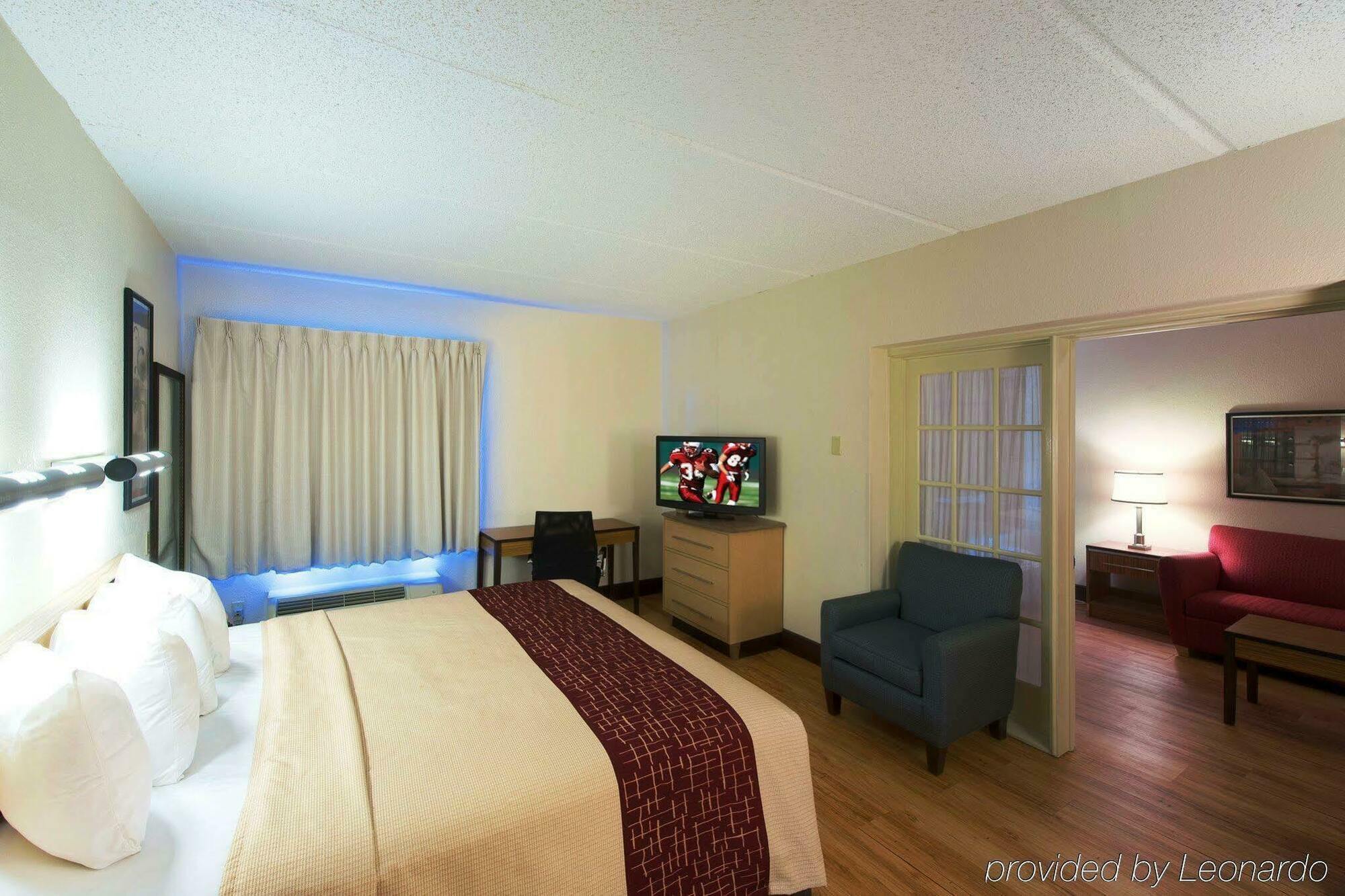 Red Roof Inn Plus+ Jacksonville - Southpoint Екстериор снимка