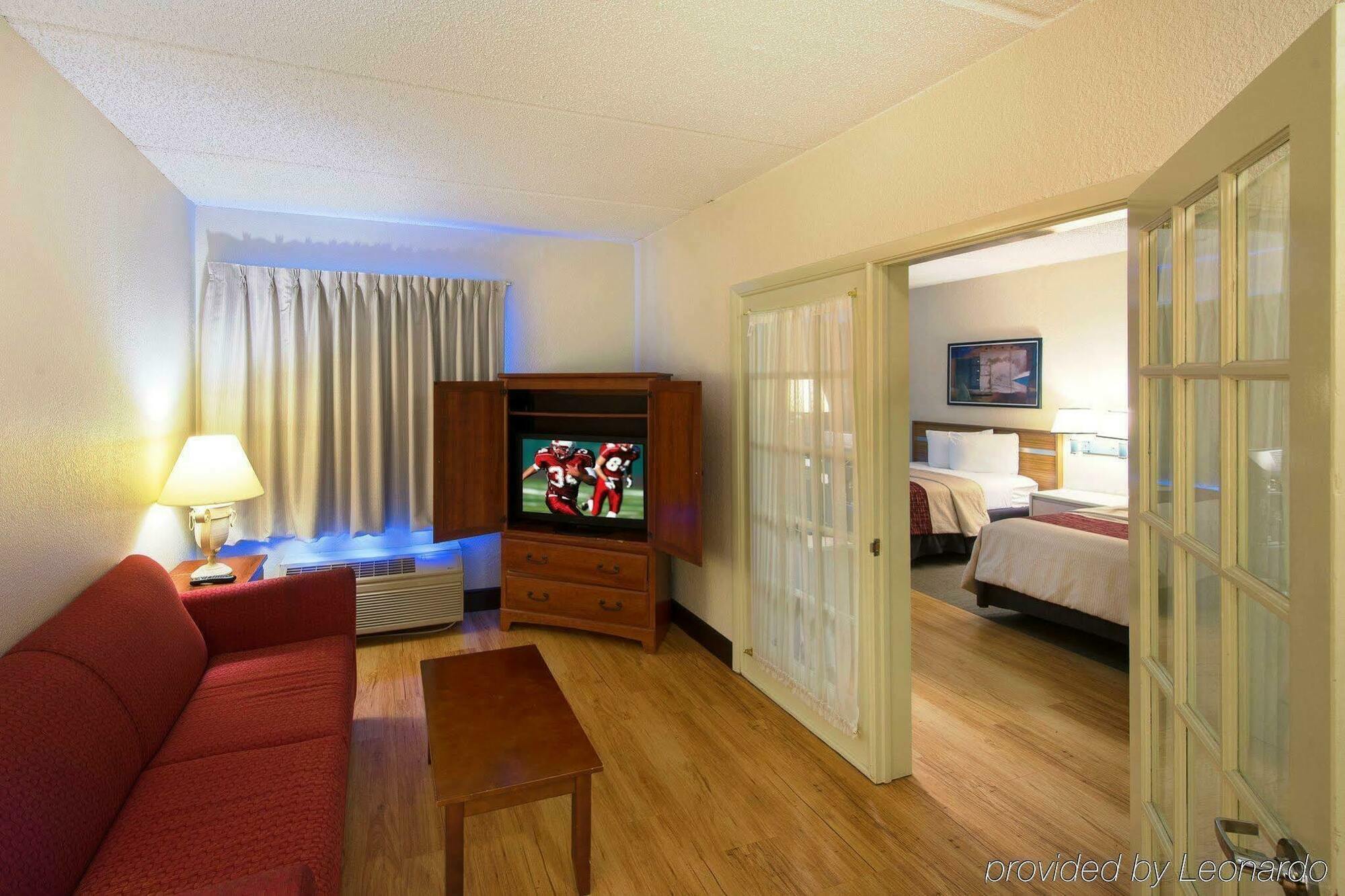 Red Roof Inn Plus+ Jacksonville - Southpoint Екстериор снимка